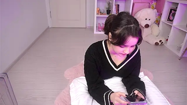 AryaStarky online show from 10/10/25, 08:35