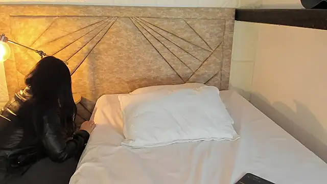 EmmaBlossom online show from 03/27/26, 12:38