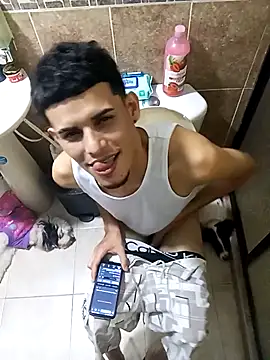 Pingasaboy20 online show from 10/06/25, 04:54