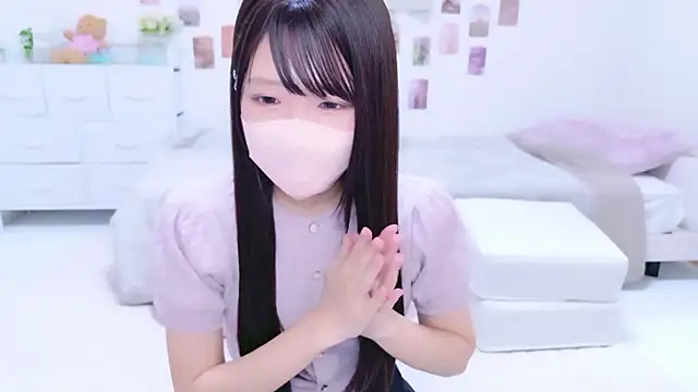 rinochi  online show from 09/29/25, 12:10