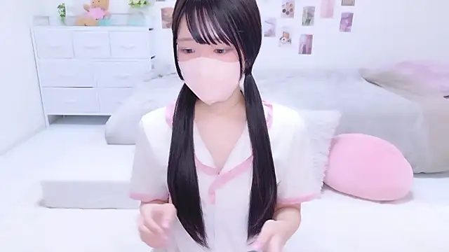 rinochi  online show from 10/03/25, 05:10