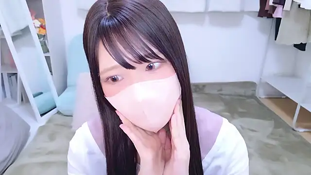 rinochi  online show from 10/08/25, 11:30