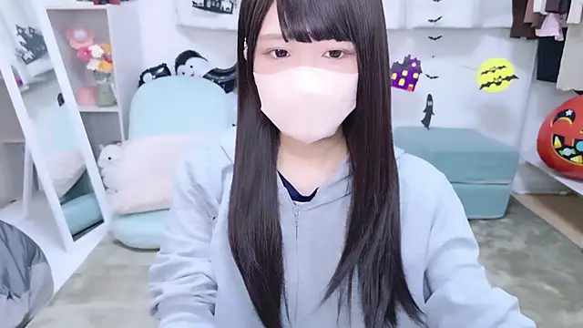 rinochi  online show from 10/27/25, 11:25