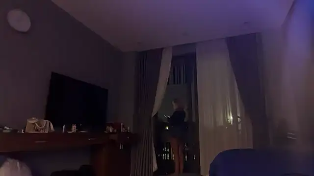 Miravynn online show from 02/21/26, 05:36