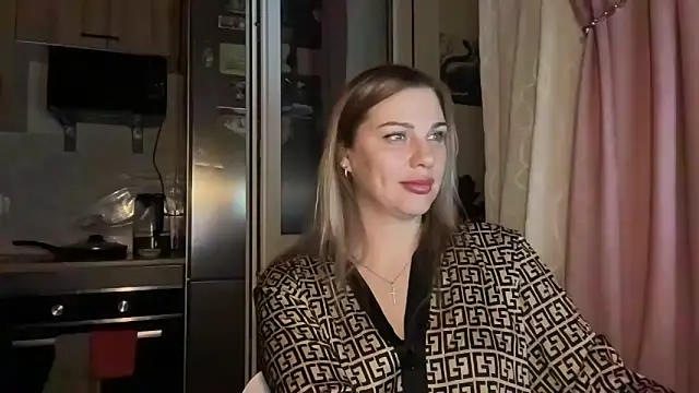 Snapshot of Moniraya chatting on 04/03/26, 07:23 Moniraya online show from 04/03/26, 07:23