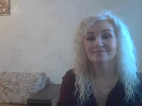 Snapshot of LadySexyBlond chatting on 04/23/26, 01:02 LadySexyBlond online show from 04/23/26, 01:02