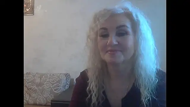 Snapshot of LadySexyBlond chatting on 07/31/26, 10:25 LadySexyBlond online show from 07/31/26, 10:25