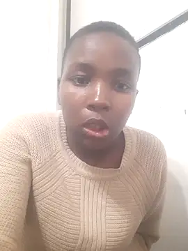 Snapshot of QueenLanaL chatting on 10/08/25, 02:36 QueenLanaL online show from 10/08/25, 02:36