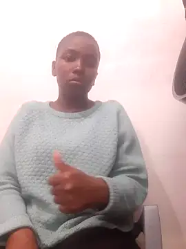 Snapshot of QueenLanaL chatting on 10/09/25, 08:45 QueenLanaL online show from 10/09/25, 08:45