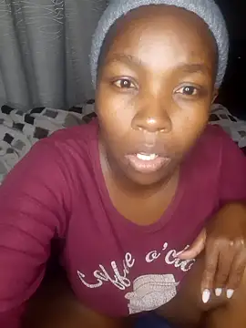 Snapshot of QueenLanaL chatting on 10/13/25, 10:43 QueenLanaL online show from 10/13/25, 10:43