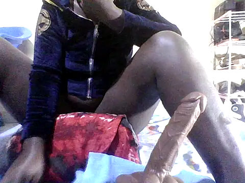 Snapshot of SpiceySnack chatting on 10/11/25, 03:21 SpiceySnack online show from 10/11/25, 03:21