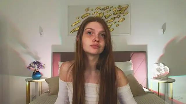 Nicole Broown  online show from 04/05/26, 09:01