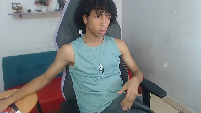 Snapshot of xion_ez chatting on 11/24/25, 07:13 xion ez online show from 11/24/25, 07:13