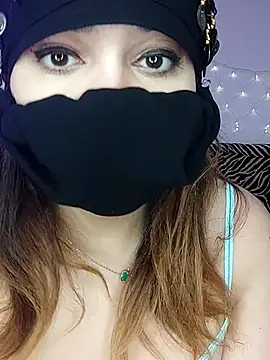 Snapshot of Gigi_mango chatting on 10/03/25, 08:44 Gigi mango online show from 10/03/25, 08:44