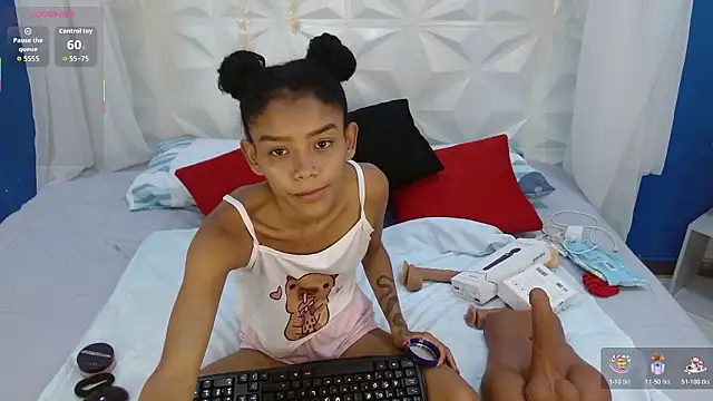 adisson petite1 online show from 02/01/26, 05:22