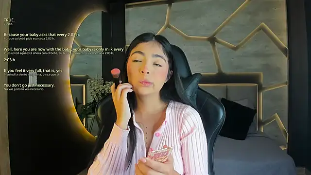 Snapshot of RousseGil_ chatting on 10/04/25, 11:19 RousseGil online show from 10/04/25, 11:19