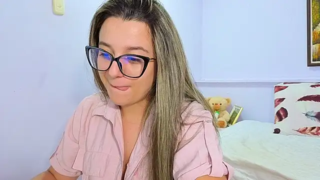 katiaa lovv online show from 10/11/25, 11:03