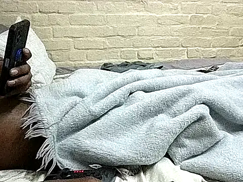 Mshayiwesinqe online show from 11/07/25, 09:59