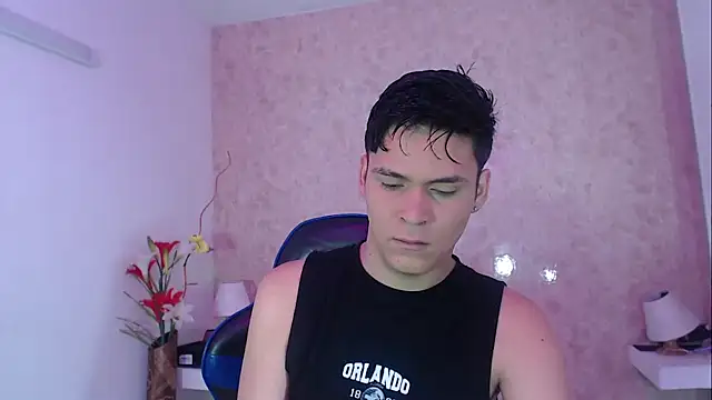 Aaron Foxxx online show from 10/04/25, 12:03