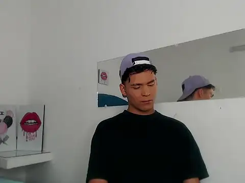 Aaron Foxxx online show from 11/16/25, 05:29