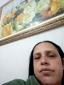 Crisribeiro online show from 10/04/25, 12:52