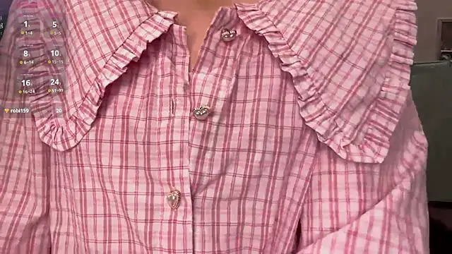 Snapshot of FawnDubler chatting on 10/04/25, 05:33 FawnDubler online show from 10/04/25, 05:33