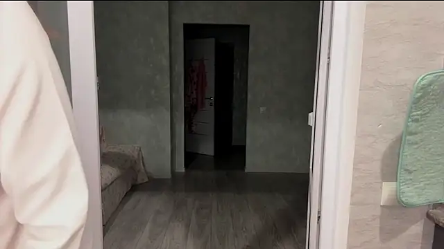 Snapshot of FawnDubler chatting on 10/23/25, 06:17 FawnDubler online show from 10/23/25, 06:17