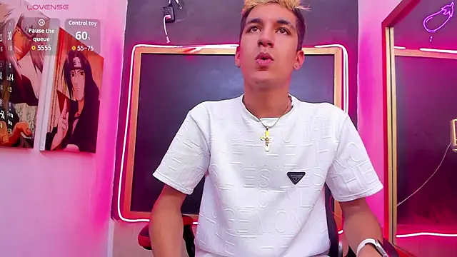 Stiben boy online show from 10/13/25, 07:58