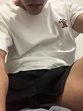 Snapshot of Baianinhosp chatting on 11/11/25, 07:03 Baianinhosp online show from 11/11/25, 07:03