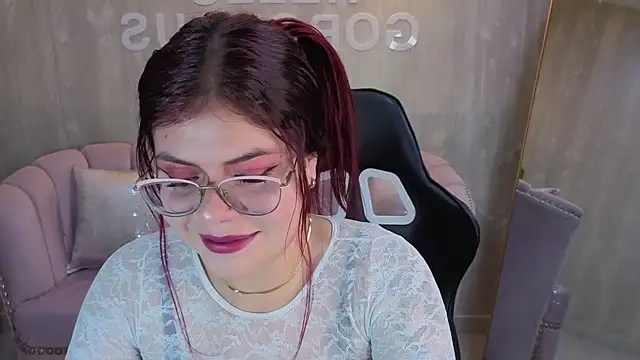 draviana a  online show from 10/17/25, 03:10