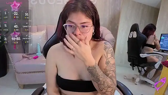 draviana a  online show from 11/02/25, 03:03