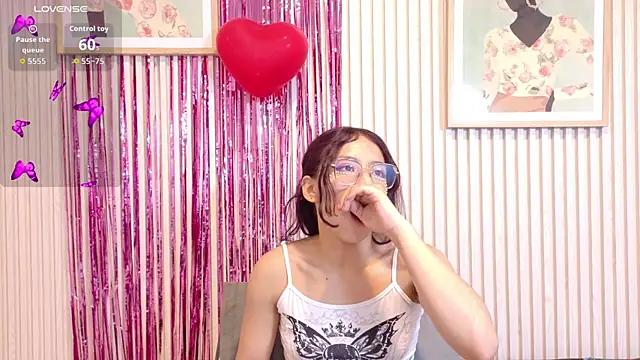 Abrilmirren online show from 02/10/26, 11:03