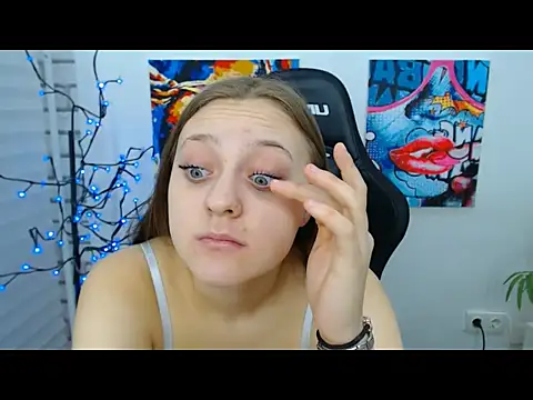 ArinaBelle online show from 11/28/25, 12:41