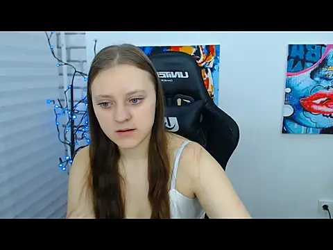 ArinaBelle online show from 12/14/25, 12:16