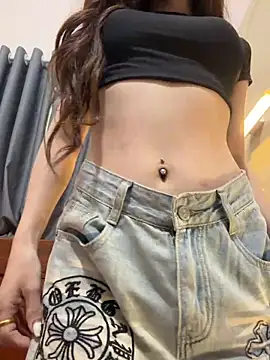 Quynhbabysexy online show from 05/30/26, 07:05