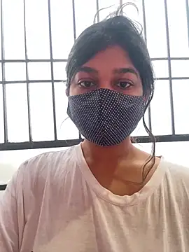 Snapshot of Lisa_afreen chatting on 04/17/26, 12:13 Lisa afreen online show from 04/17/26, 12:13