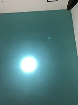 Snapshot of Sk3m_veryhot chatting on 10/02/25, 08:10 Sk3m veryhot online show from 10/02/25, 08:10