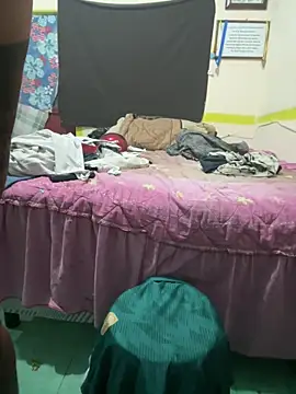 Snapshot of Sk3m_veryhot chatting on 01/31/26, 09:24 Sk3m veryhot online show from 01/31/26, 09:24