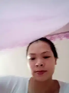 meoow01 online show from 10/29/25, 05:31