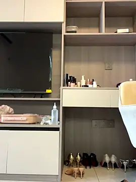 POS001 online show from 12/14/25, 05:24