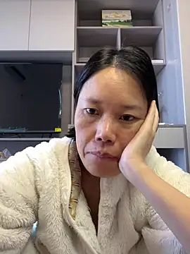 Snapshot of POS001 chatting on 03/14/26, 05:24 POS001 online show from 03/14/26, 05:24