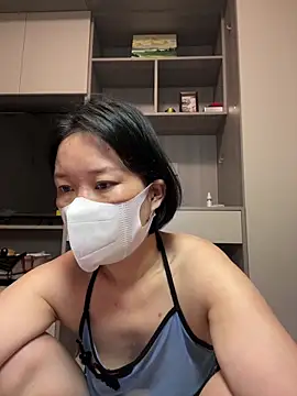 Snapshot of POS001 chatting on 04/09/26, 02:44 POS001 online show from 04/09/26, 02:44