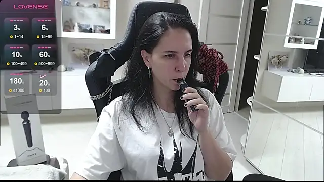 Irwi Tomboy online show from 09/26/25, 05:17