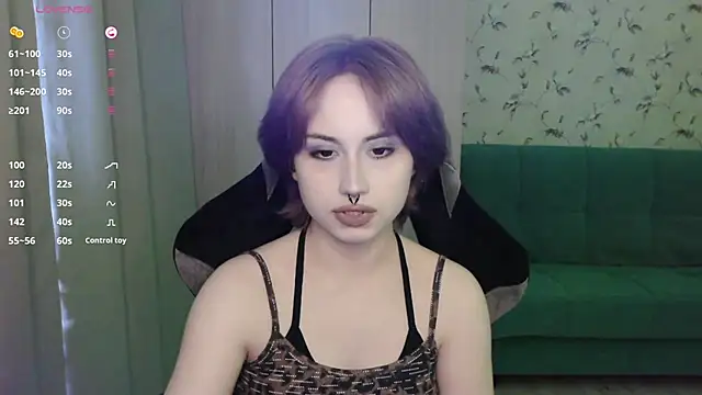Snapshot of LeisaHopperstad chatting on 05/27/26, 01:08 LeisaHopperstad online show from 05/27/26, 01:08