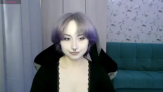 Snapshot of LeisaHopperstad chatting on 05/29/26, 12:14 LeisaHopperstad online show from 05/29/26, 12:14