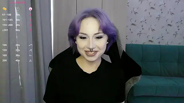 Snapshot of LeisaHopperstad chatting on 06/16/26, 12:30 LeisaHopperstad online show from 06/16/26, 12:30