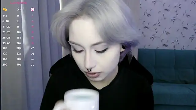 Snapshot of LeisaHopperstad chatting on 06/22/26, 02:58 LeisaHopperstad online show from 06/22/26, 02:58