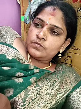 navyasree143 online show from 10/03/25, 05:37