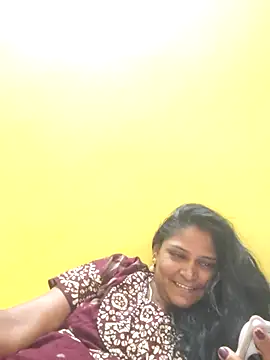 navyasree143 online show from 10/08/25, 03:37