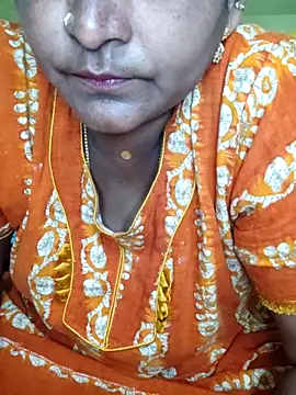 navyasree143 online show from 04/06/26, 02:51